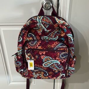 Vera Bradley Large super nice backpack. Jamboree Paisley
